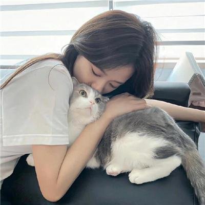 我的妈咪不是人